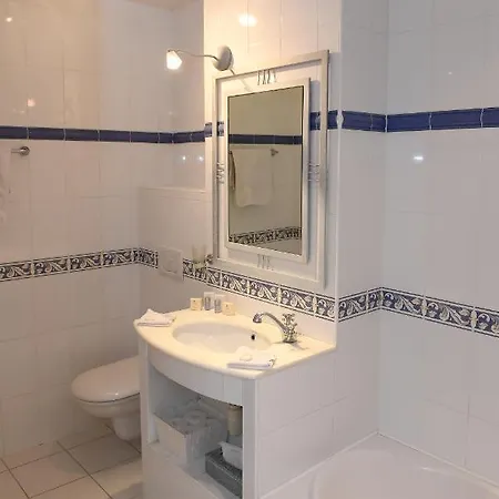 Maisons D'hotes Du Relais Sainte Anne Мартель